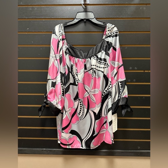 Allison Taylor Pink and Black Floral Blouse - Picture 1 of 4